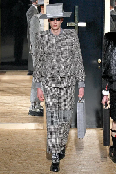 Look 23